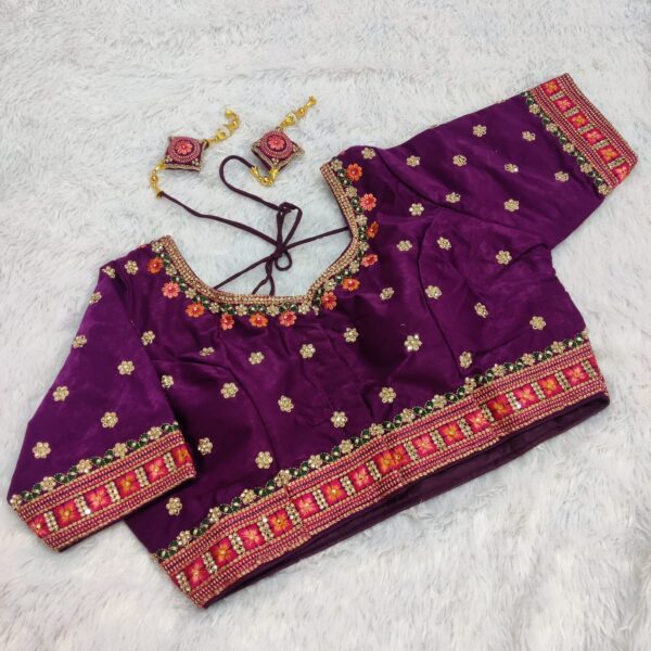 Bridal blouse in Wine