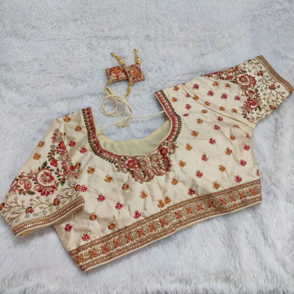 Bridal blouse in Cream