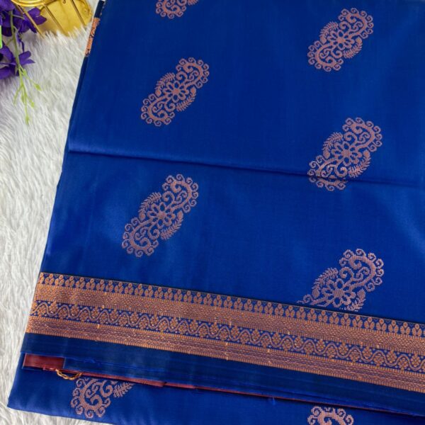 Soft silk with contrast pallu - SY210