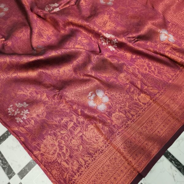 Drithi in Cerise pink