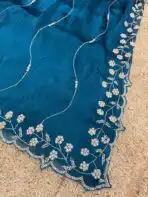 Azure blossom (Saree)