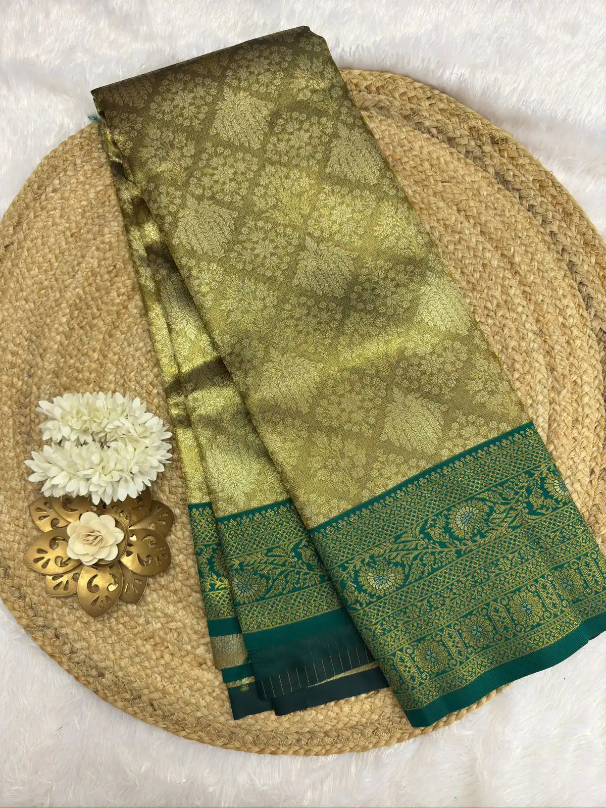 IMG-20250130-WA0044-1.jpg Kancheevaram Soft Silk - SY401 - Image 1