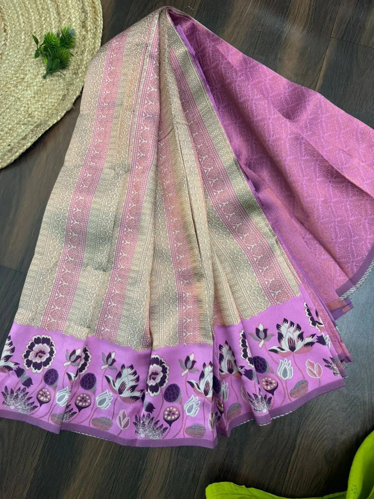 a04cb714-1c59-4155-814e-b838c66ca7f1-1.jpeg Soft semi silk - SY028 - Image 1