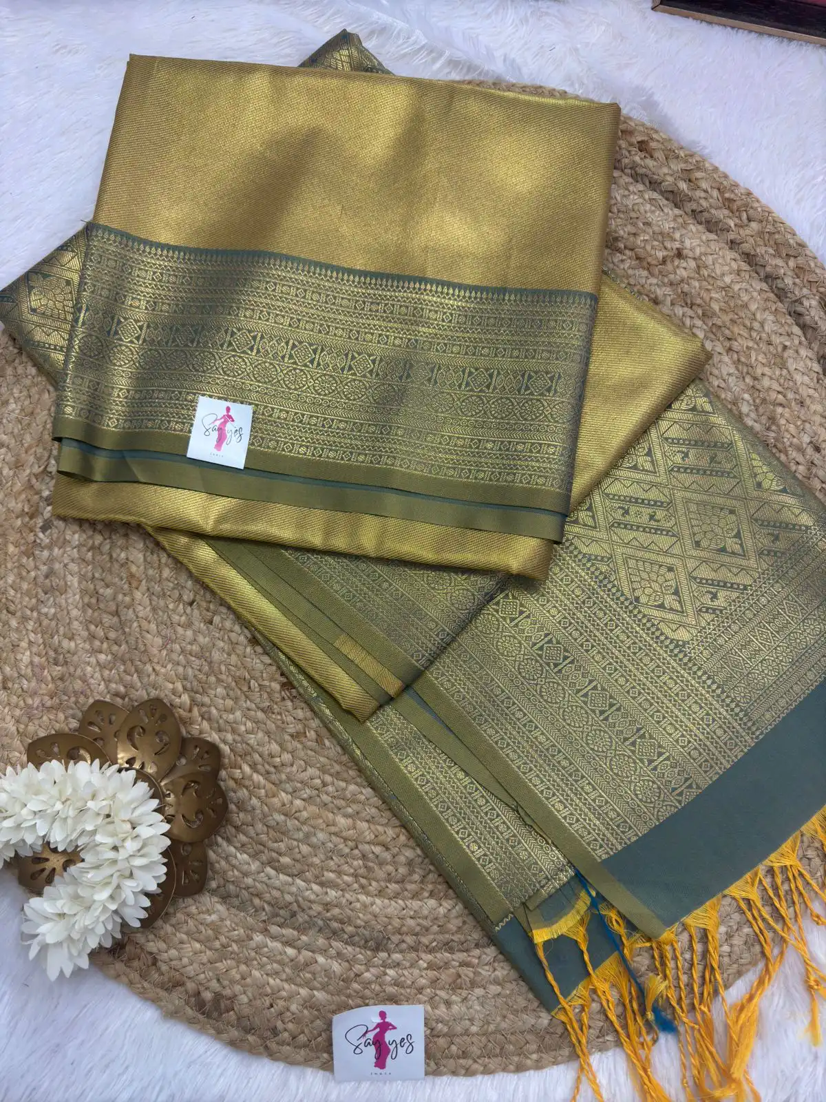 e7c08099-fa3a-4aca-a32d-7052263d8301-1.jpeg Svarna (Tissue Kancheevaram silk) - Soft gold - Image 1