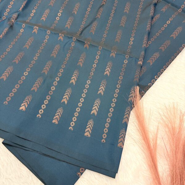 Soft silk in Dark ink blue