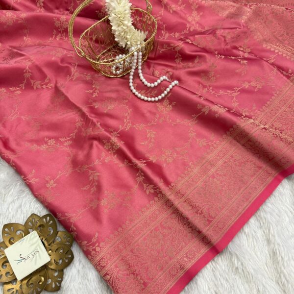 Suchitra (semi silk saree) - Dusty rose