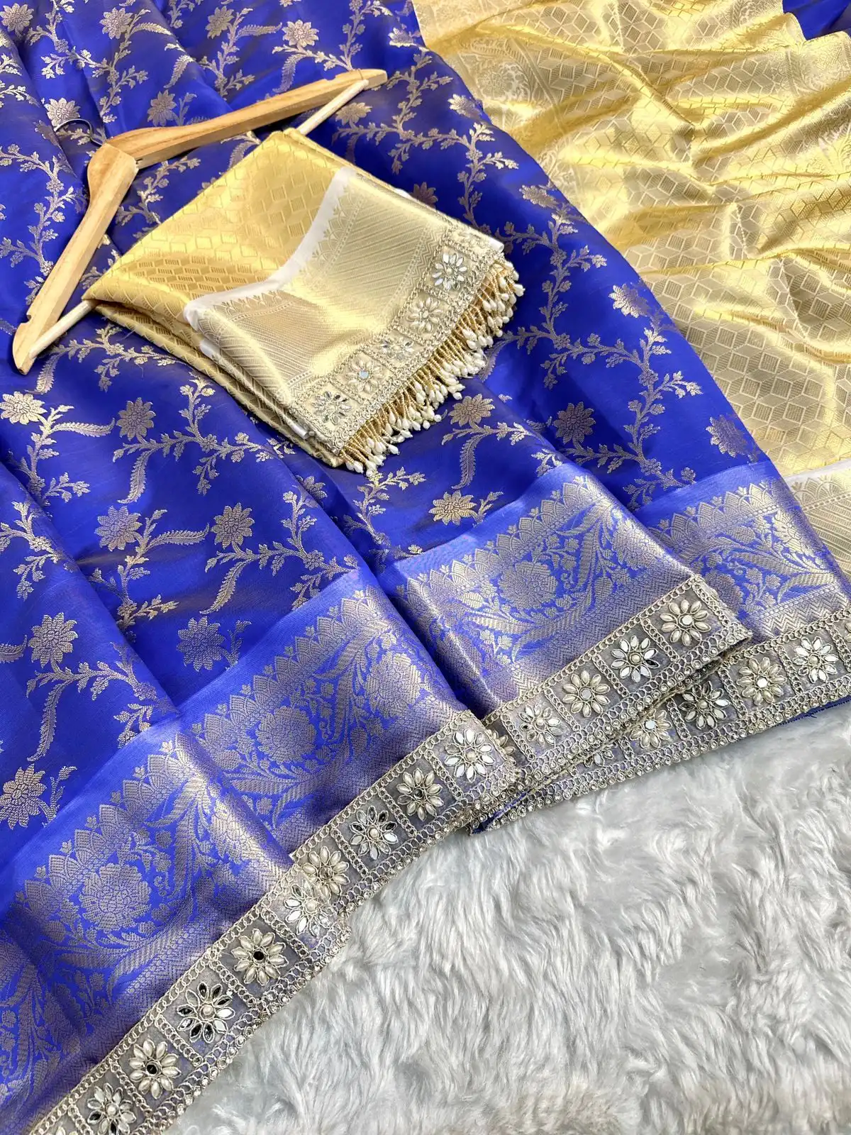 63d176ab-0721-44d3-a78c-6336120b0fc8 Sukhi (saree) - Royal blue - Image 1