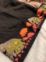 The Ele parade (Soft Jute silk) - Black - Image 2