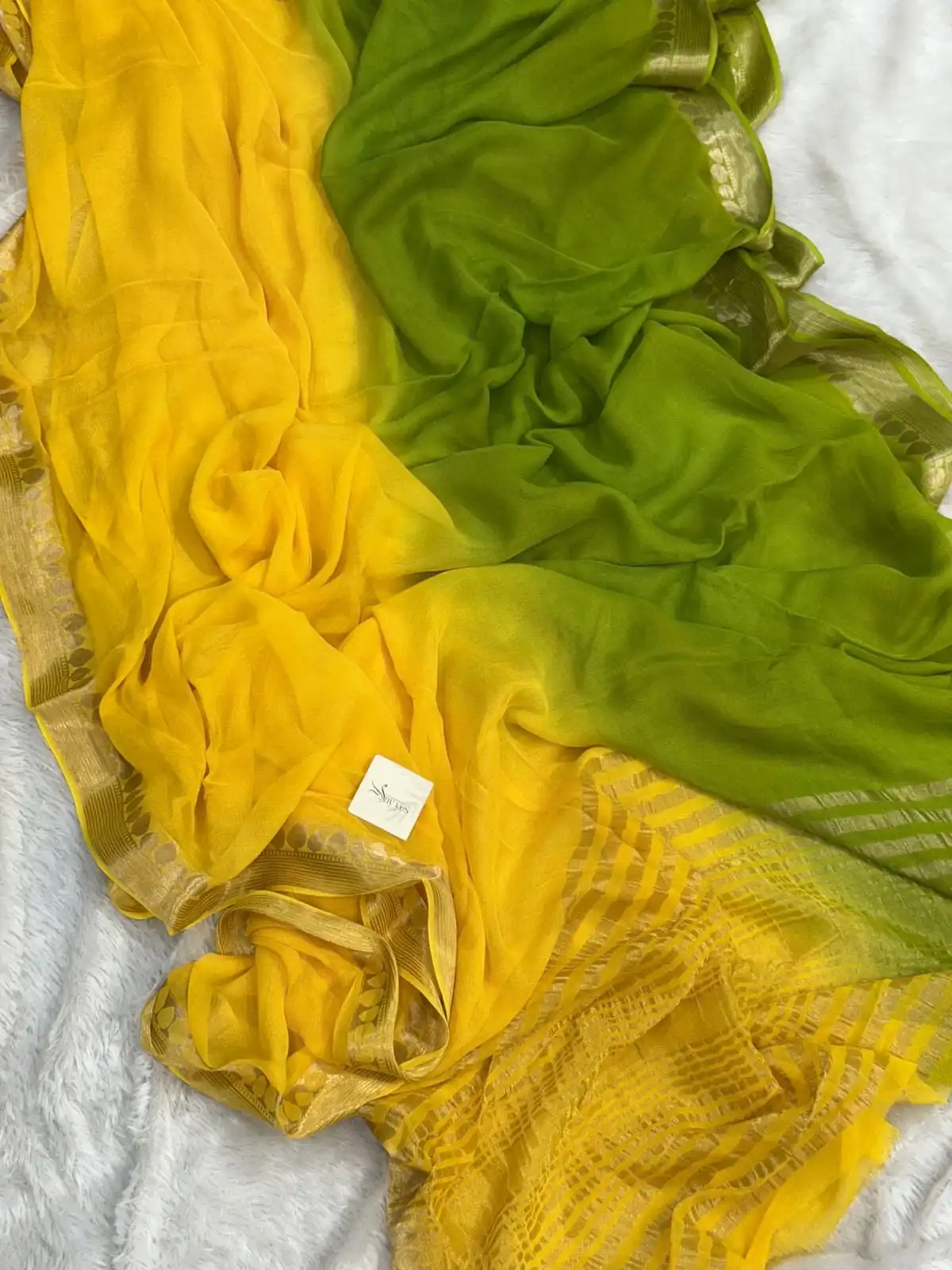 d4d0433a-eb81-4fc7-98c8-5eb8ffd5d48b Aira (Georgette silk) - Green - Yellow - Image 1
