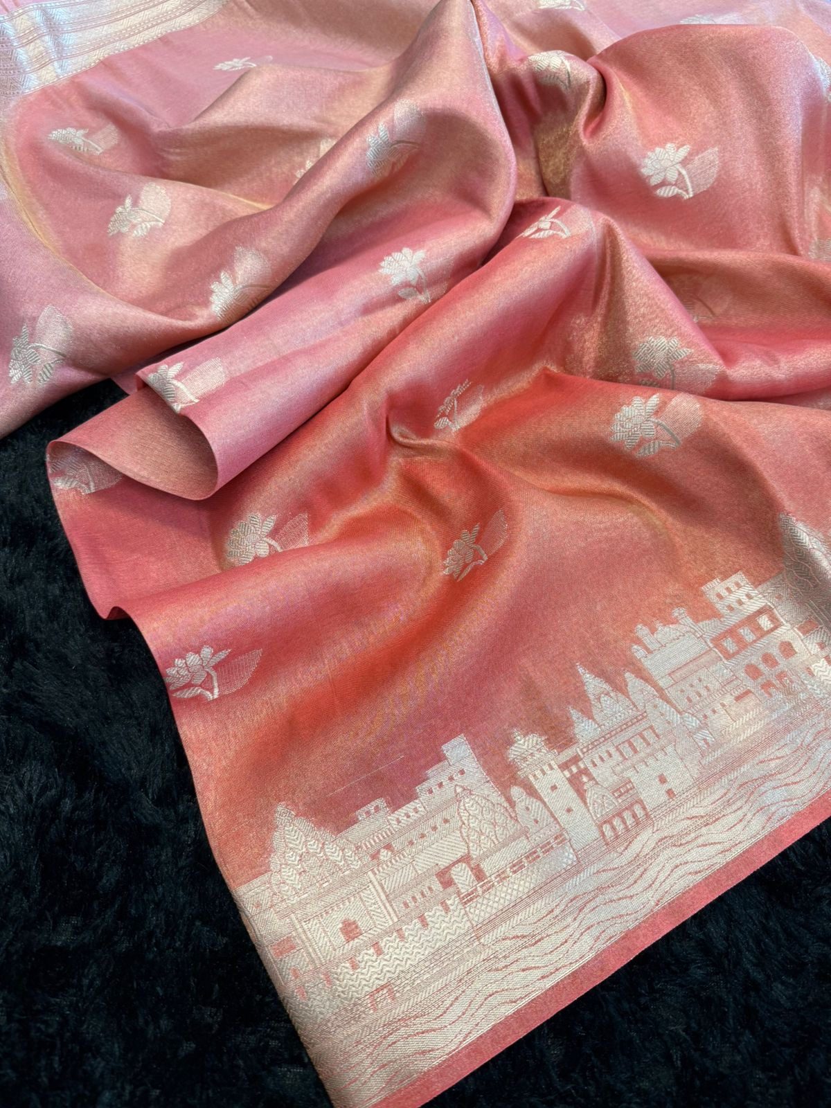 25842fc1-9d64-4ab6-93e1-03ce530e0512 Kashi Vaibhavam (Banarasi soft silk) - Tangerine - Image 1