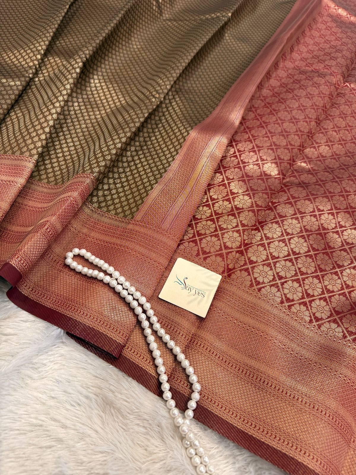 c9aaba9c-461a-467d-ad35-0ce31c89b1e0 Lakshmi (Semi silk) - Mocha brown - Image 1