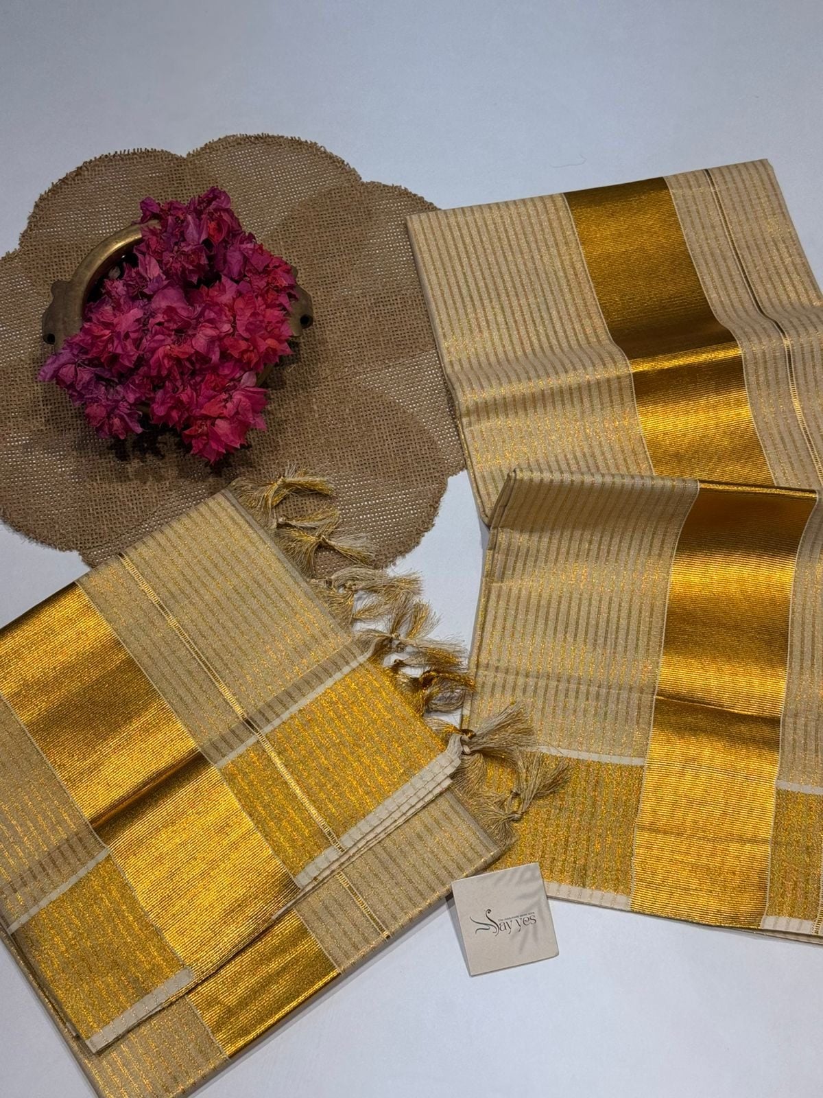 77571fff-c4f7-419d-8f38-fa2cad437aaa Vishu Varnam (Set mundu) - SY102 - Image 1