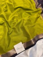 Mangala Varnam (Mysore crepe silk) - Parrot green - Image 4