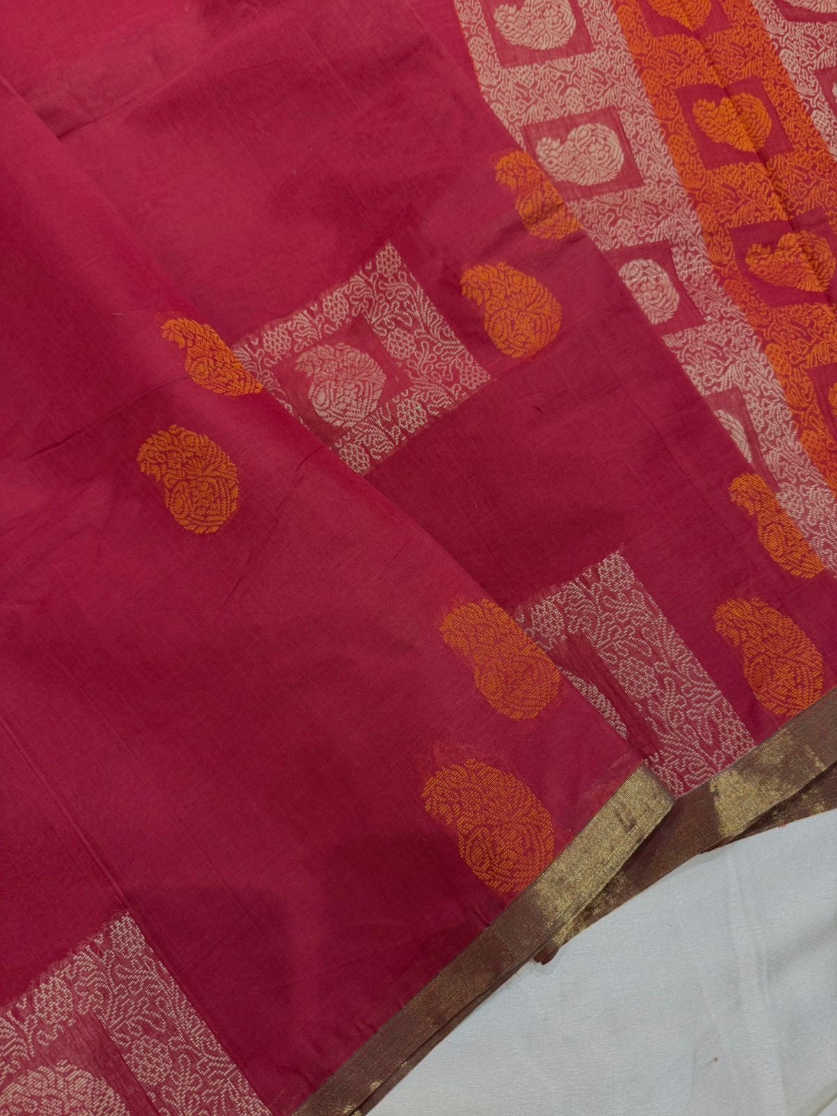 b6467e4f-babc-4d8e-a492-8a2b027032ec Pure Handloom cotton - SY014 - Image 1