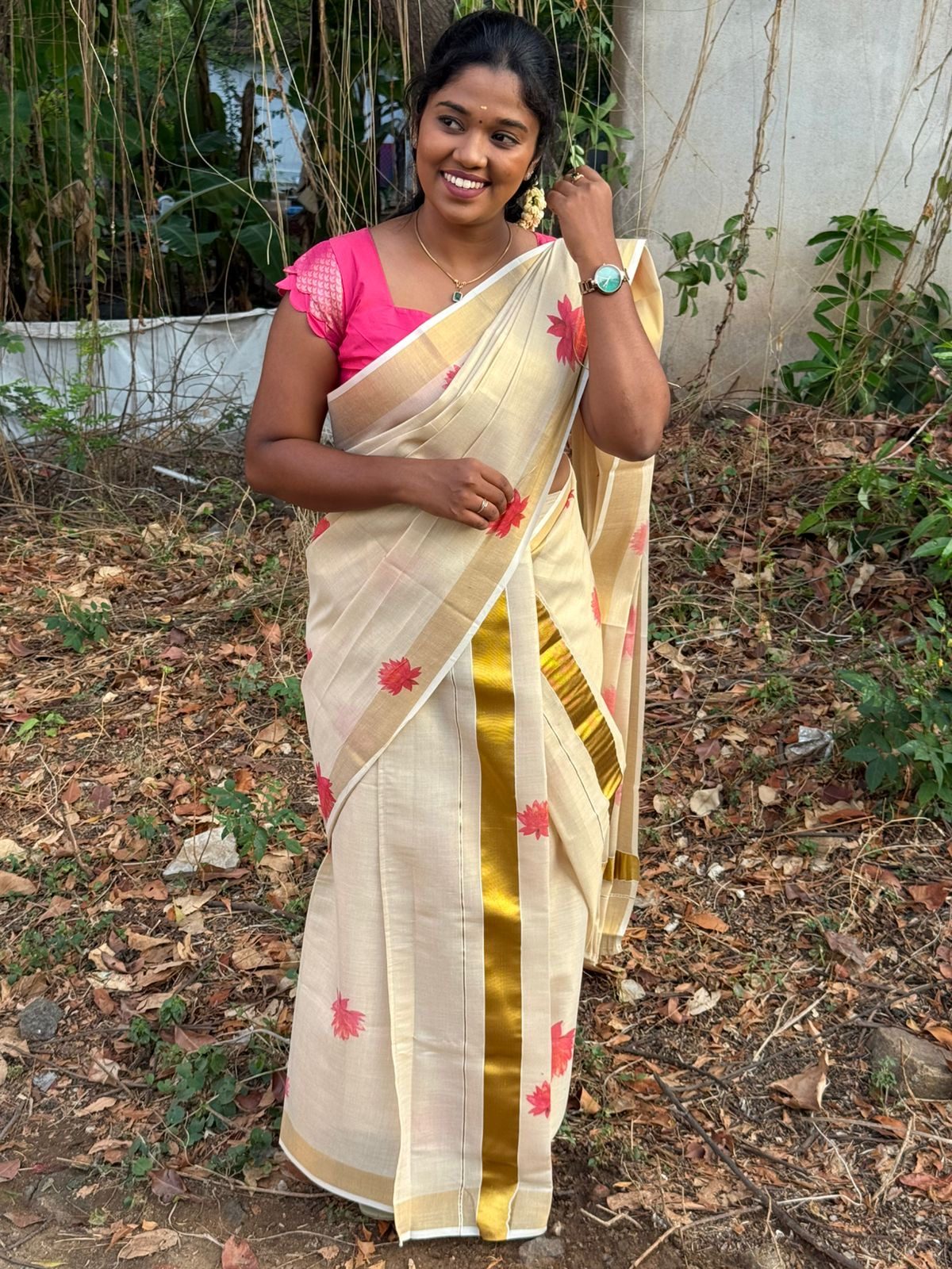 f4e59002-ef20-455c-8cb3-b68f14870852 Vishu Varnam (Set mundu) - SY106 - Image 1