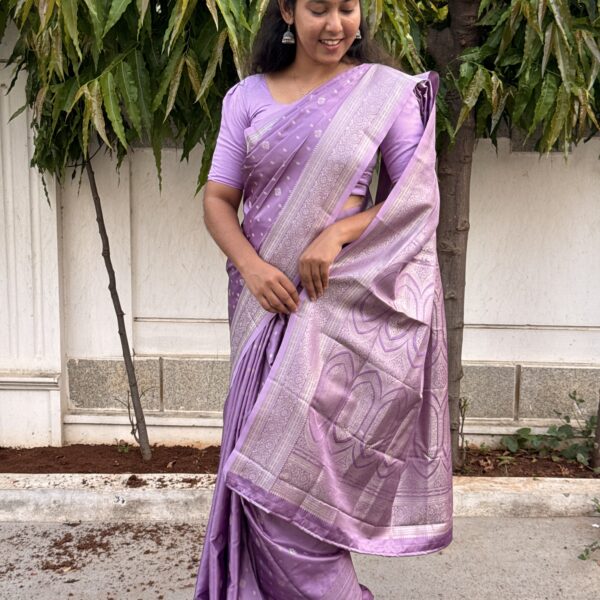 Suchitra (semi silk saree) - Lavender