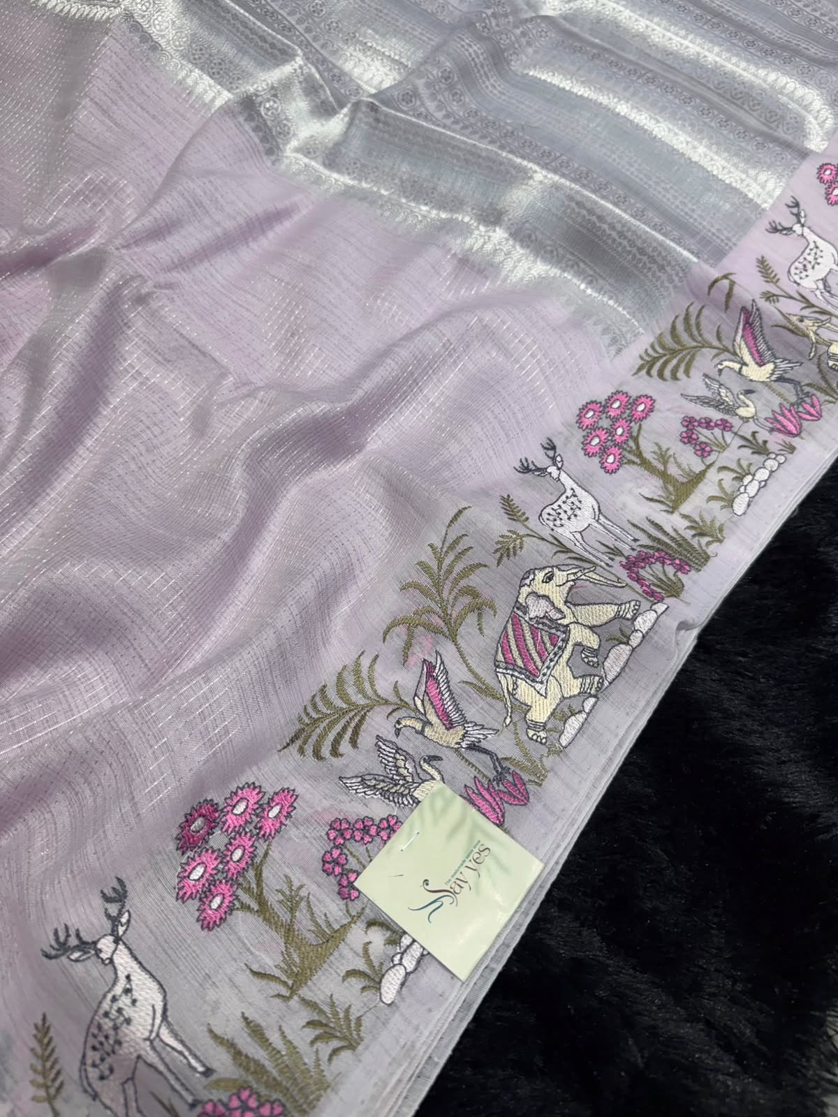 95dddcf1-0486-48c3-ac20-6b2d04e4d8a9 Panchatantra (Kora silk) - Lilac - Image 1