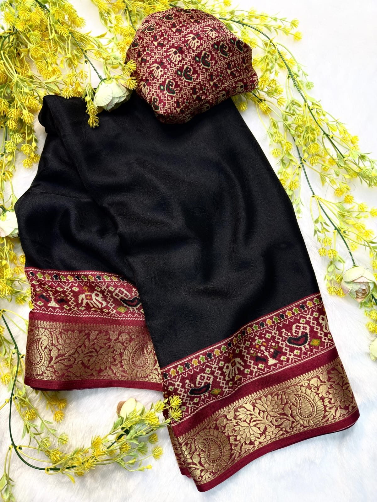 bddfe009-204c-49a1-ad44-5bc512422b7a Liora ( Marshmallow Georgette) - Black - Image 1
