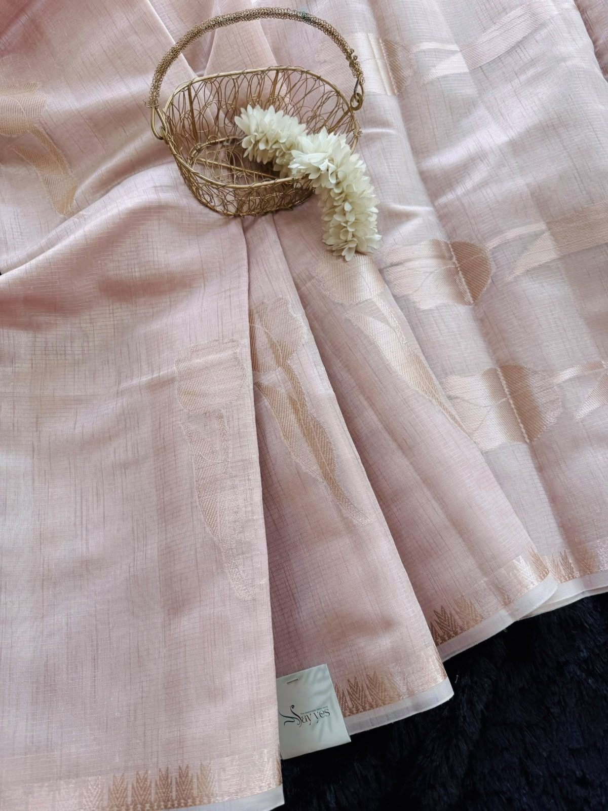 e739b6d0-724a-4eb5-a8fd-57e65648aced The Tulips (Silk cotton) - Blush pink - Image 1