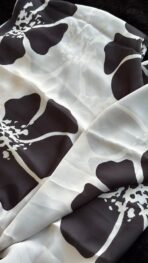 The fairy (Satin silk) - Monochrome - Image 2