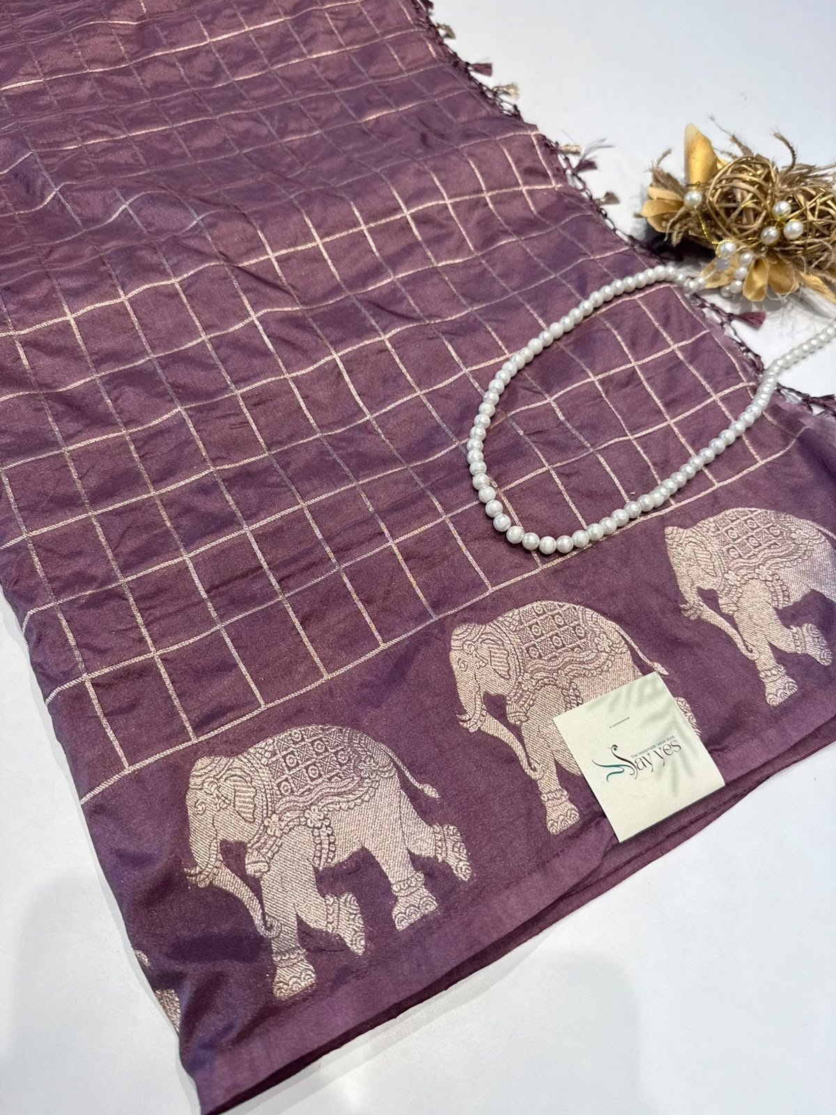 Tulsi (Banaras silk) – Dusty wine