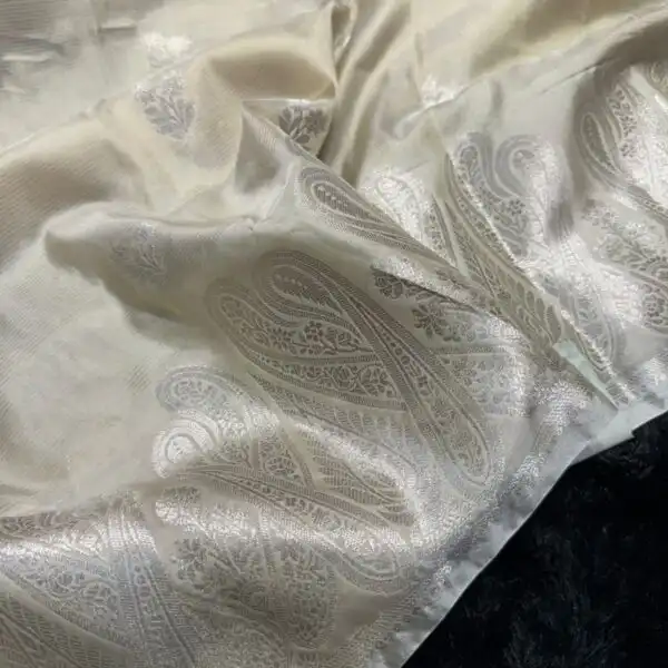 The Paisleys (Banarasi silk) - Ivory