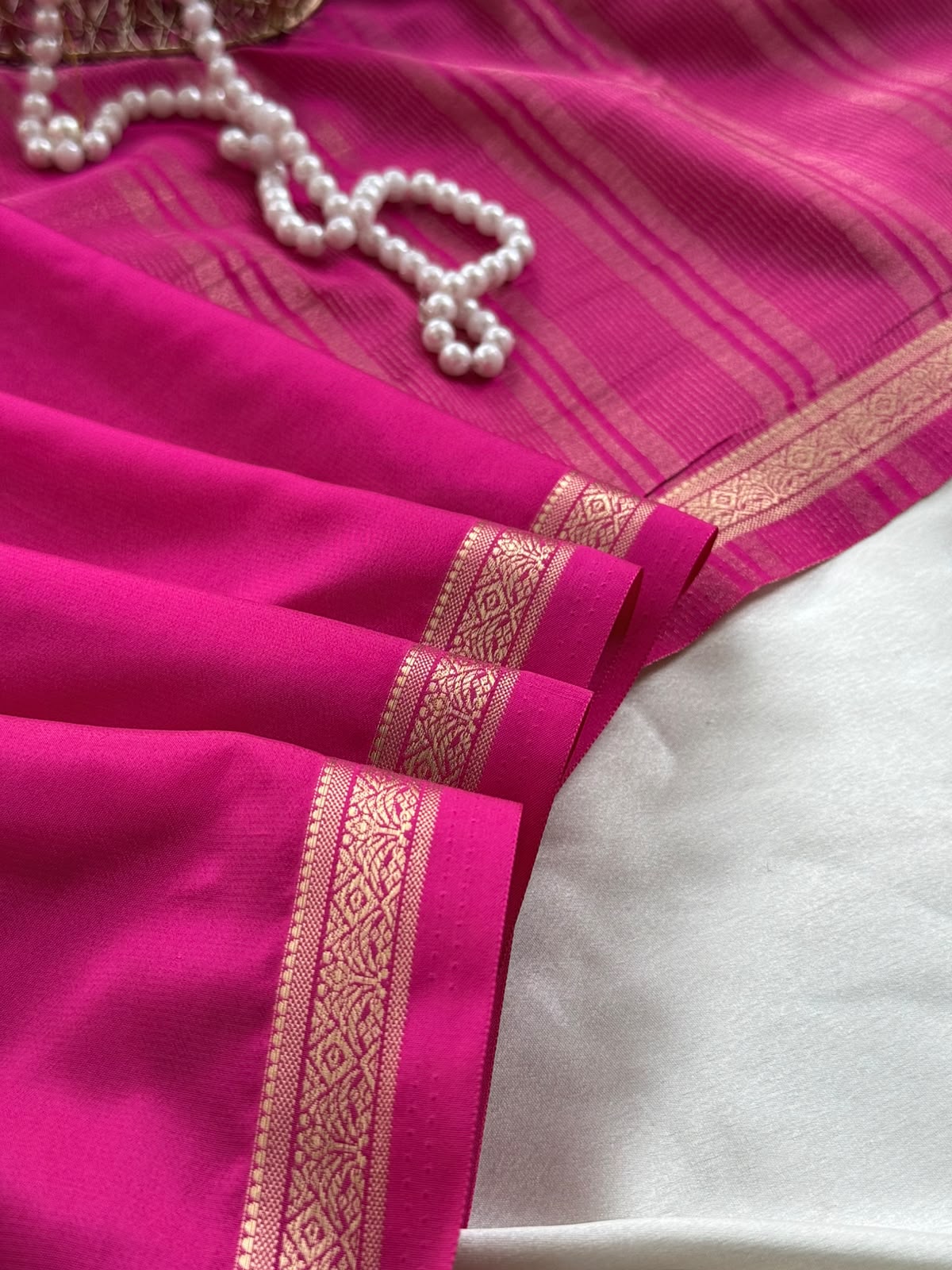 b83cfbcf-6bae-4d7a-9a13-de6aec9c3bb7 Chinmayi (Mysore crepe silk) -Pretty Pink - Image 1
