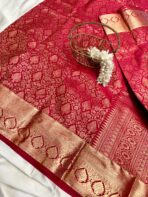 Thozhi (Kanchi Semi silk) - True red - Image 3