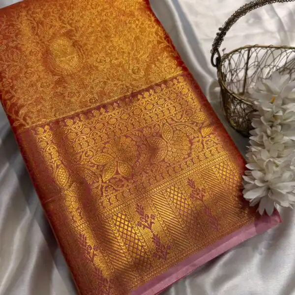 Thozhi (Kanchi Semi silk) - Amber light