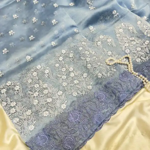 Jenifer (Glass Organza) - Icy blue