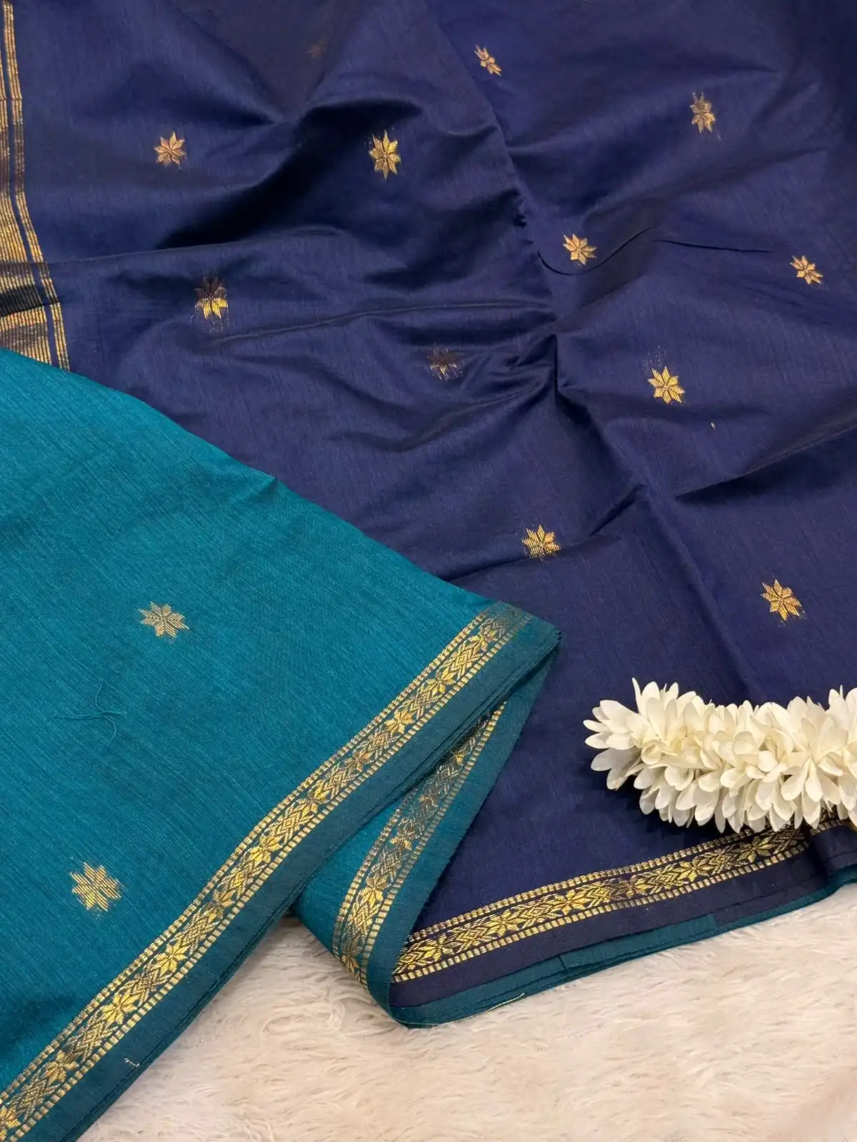 af168ccd-fd14-48c6-be2d-637ca0dc39f0 Maheshwari (Silk cotton) - Teal & Navy - Image 1