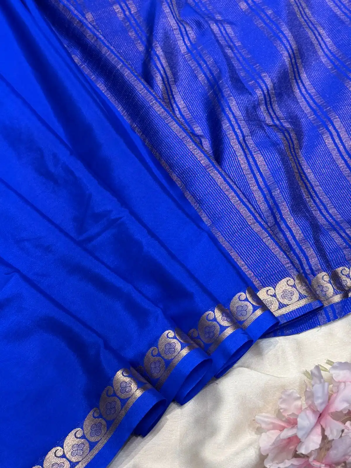 c7d20128-c9de-46ad-b8c4-e5d1636b977a Chinmayi (Mysore crepe silk) - Royal blue - Image 1