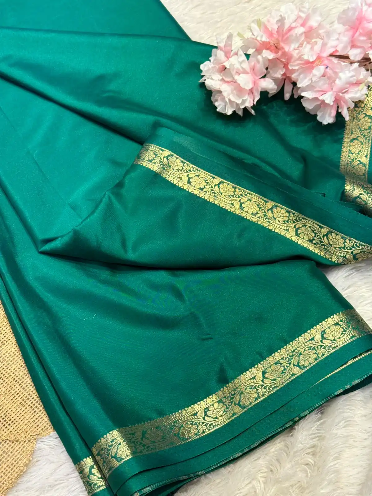 6065e062-981d-4608-98c6-b6a40c062e7d Chinmayi (Mysore crepe silk) - Bottle green - Image 1