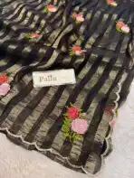 The roses (Art-silk) - Black - Image 3