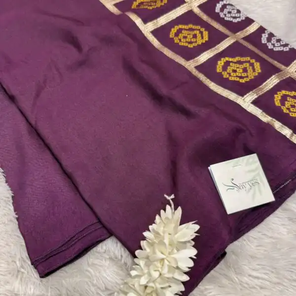 Yamini (Viscose silk) - Magenta Wine
