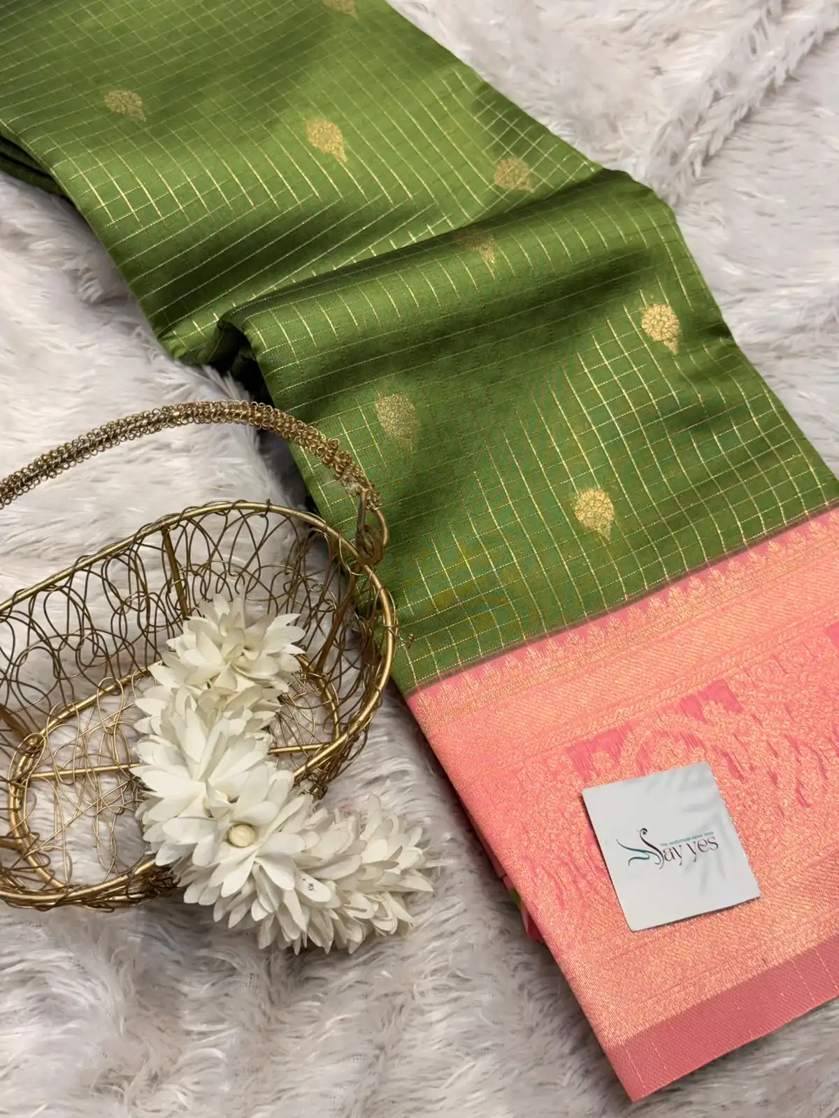 edd00a98-10b8-40a1-8272-f3b32ea4c12f Kanmani (Semi Kanchi silk) - Parrot green - Image 1